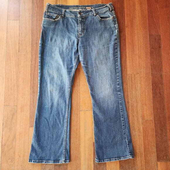 Canyon River Blues Embroidered Flap-Over Pocket Boot Cut Jeans Size 14 - Picture 2 of 14